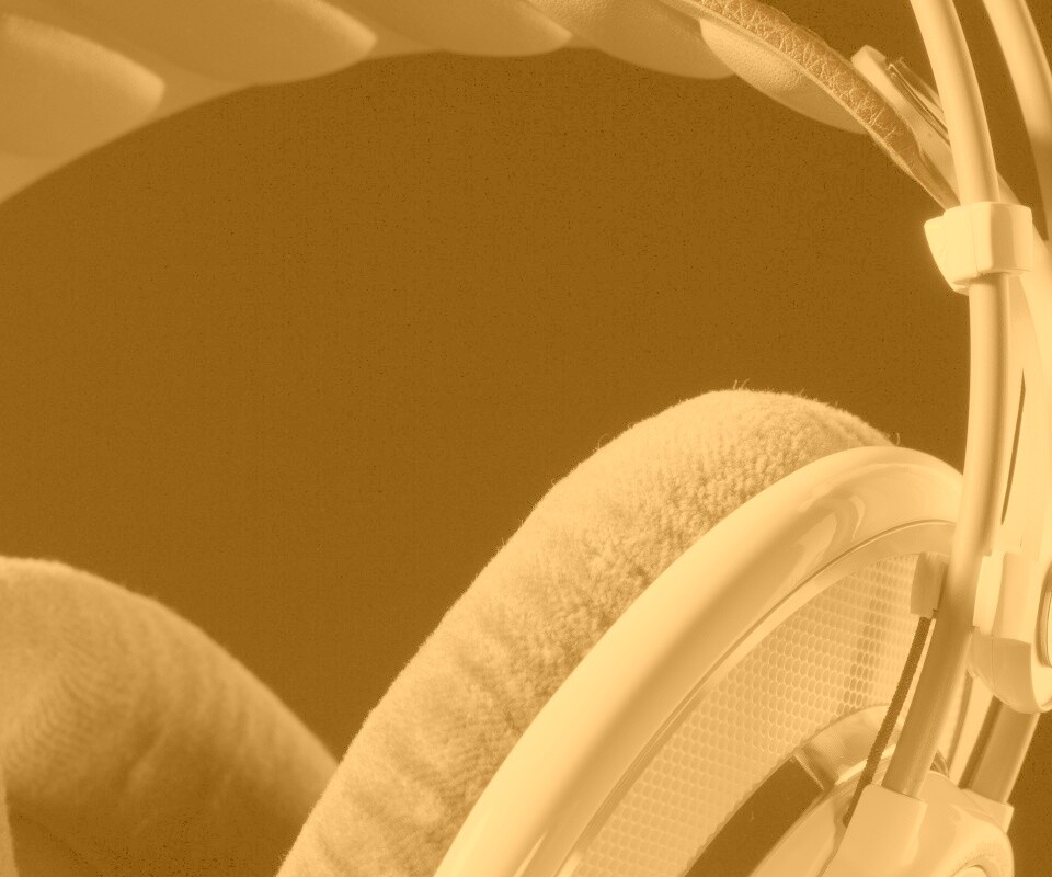 Серые наушники обои