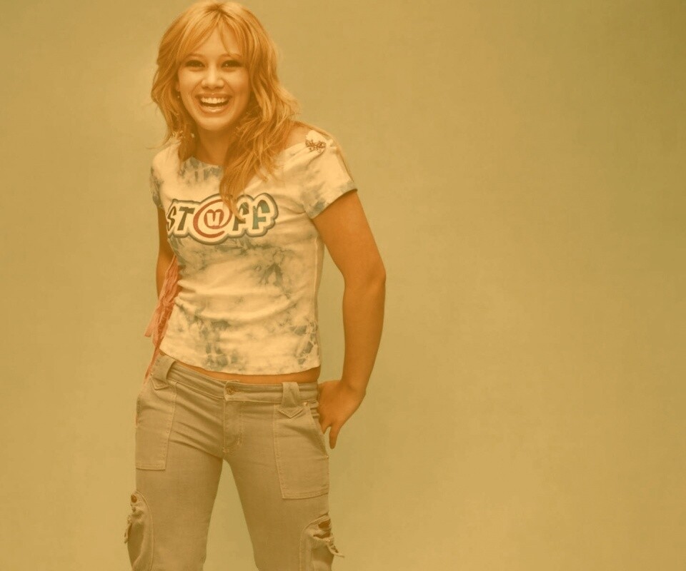 Хилари Дафф смеется обои