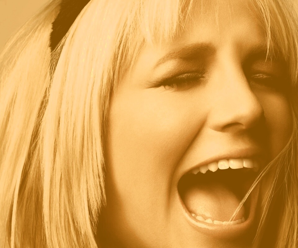 Смеющаяся Бритни обои