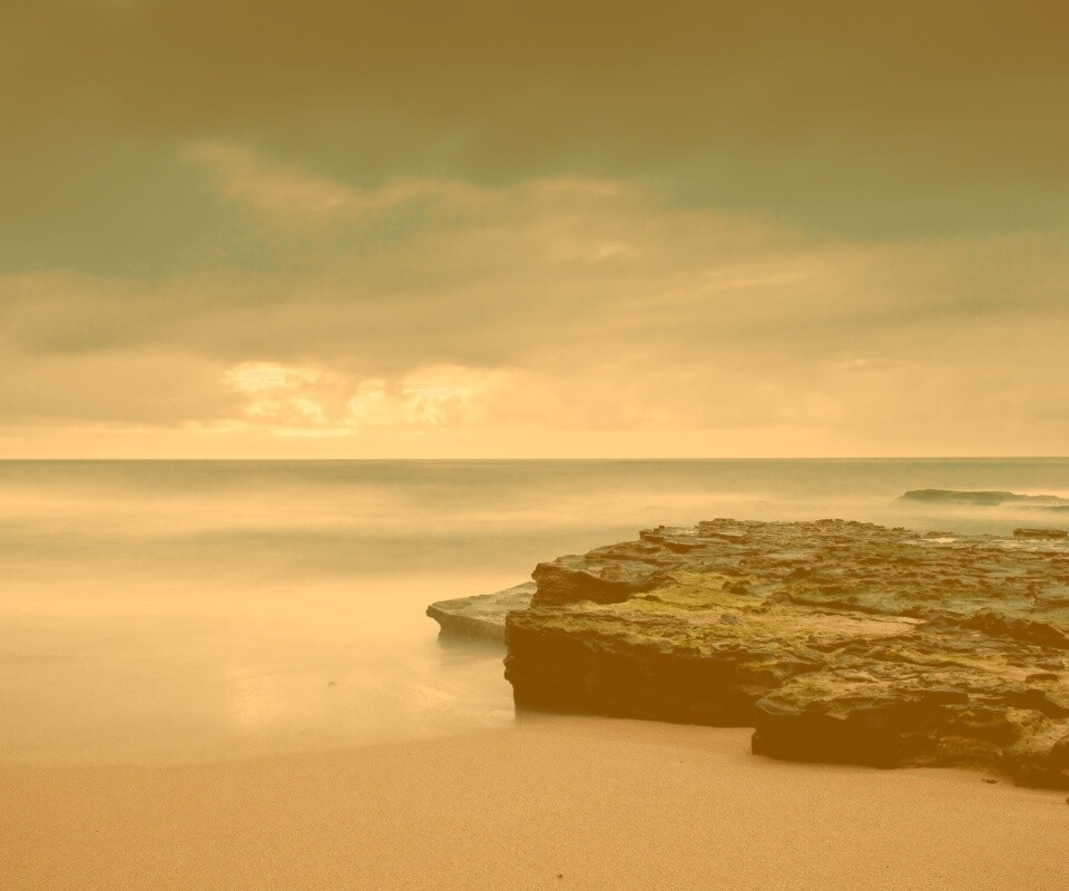 На берегу обои