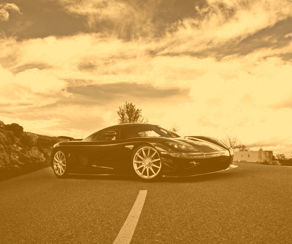 Черный кёнигсег обои