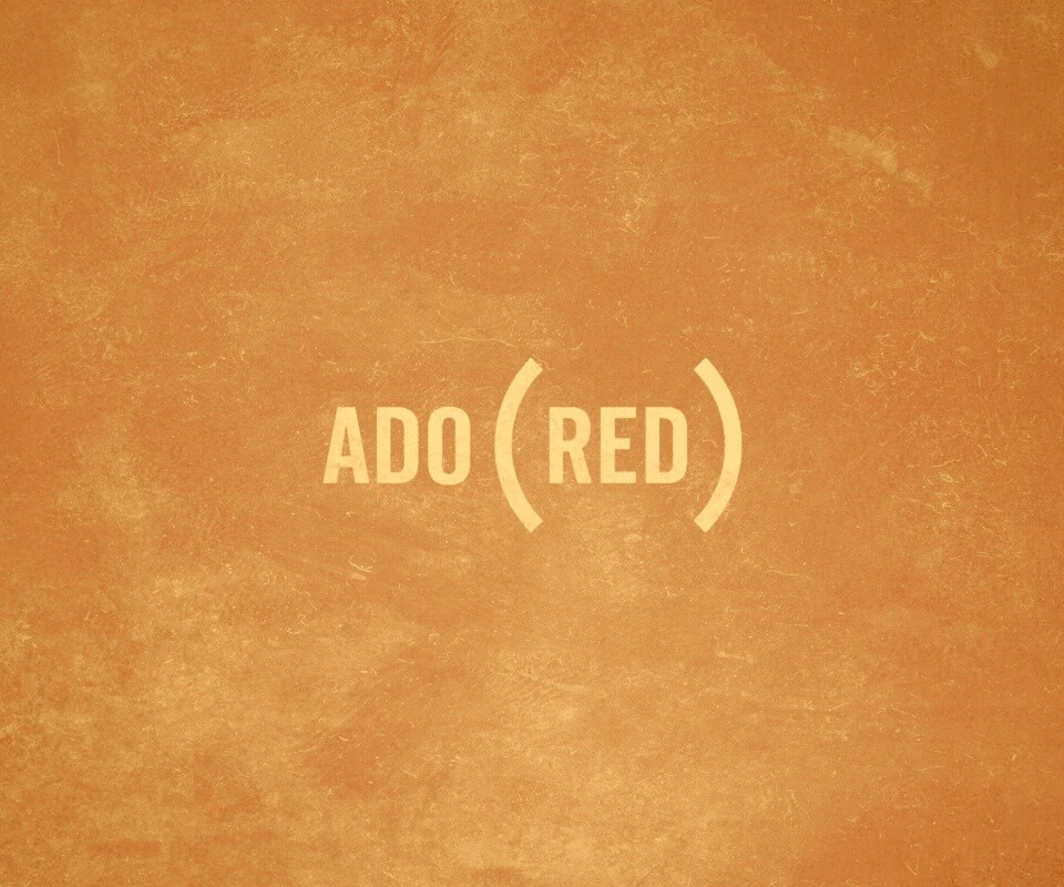 Adored — Обожание обои