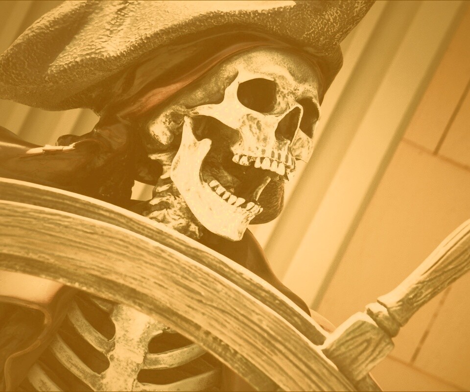 Скелет пирата за штурвалом обои