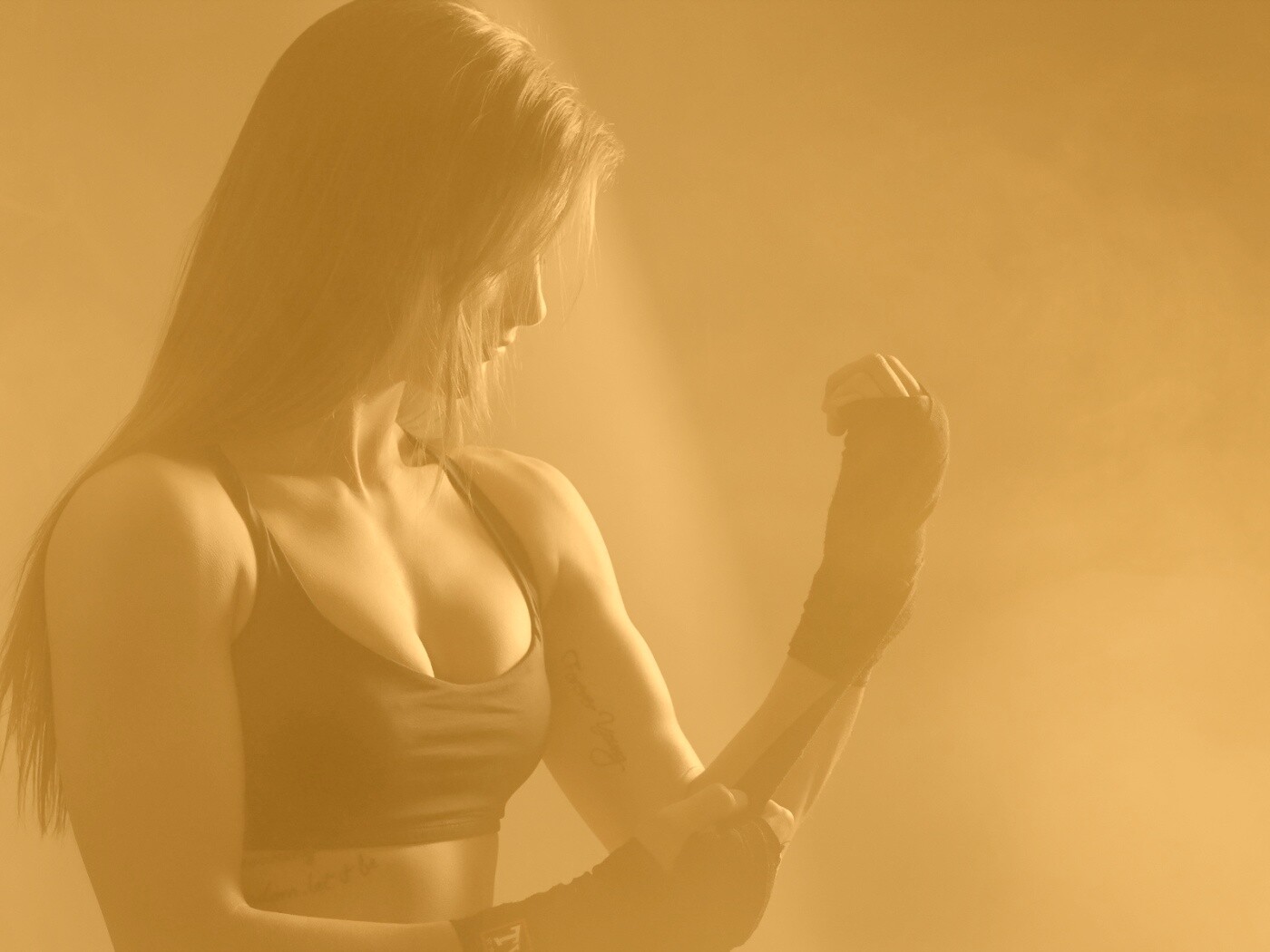 Спортивная девушка обои