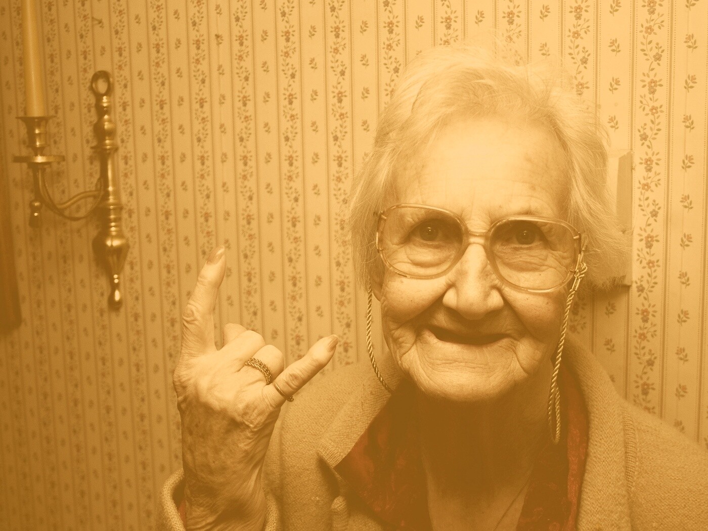 Чумовая бабуся обои