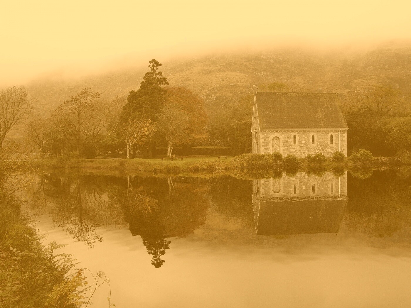 Живописный дом обои