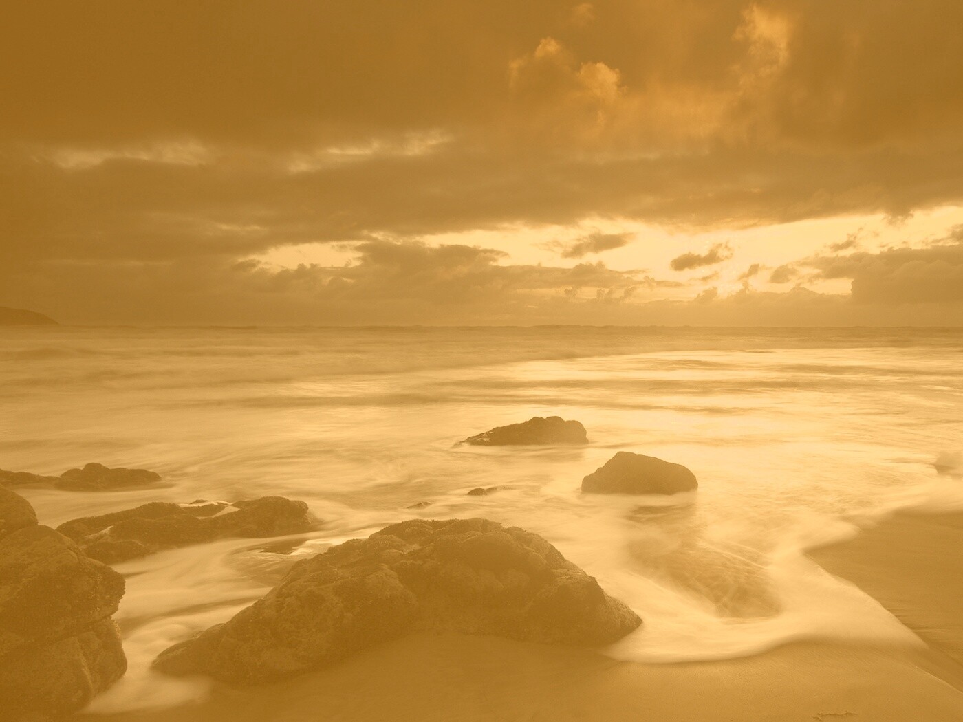 Тёмные берега обои