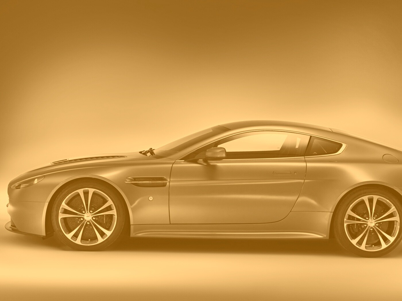 Астон Мартин обои