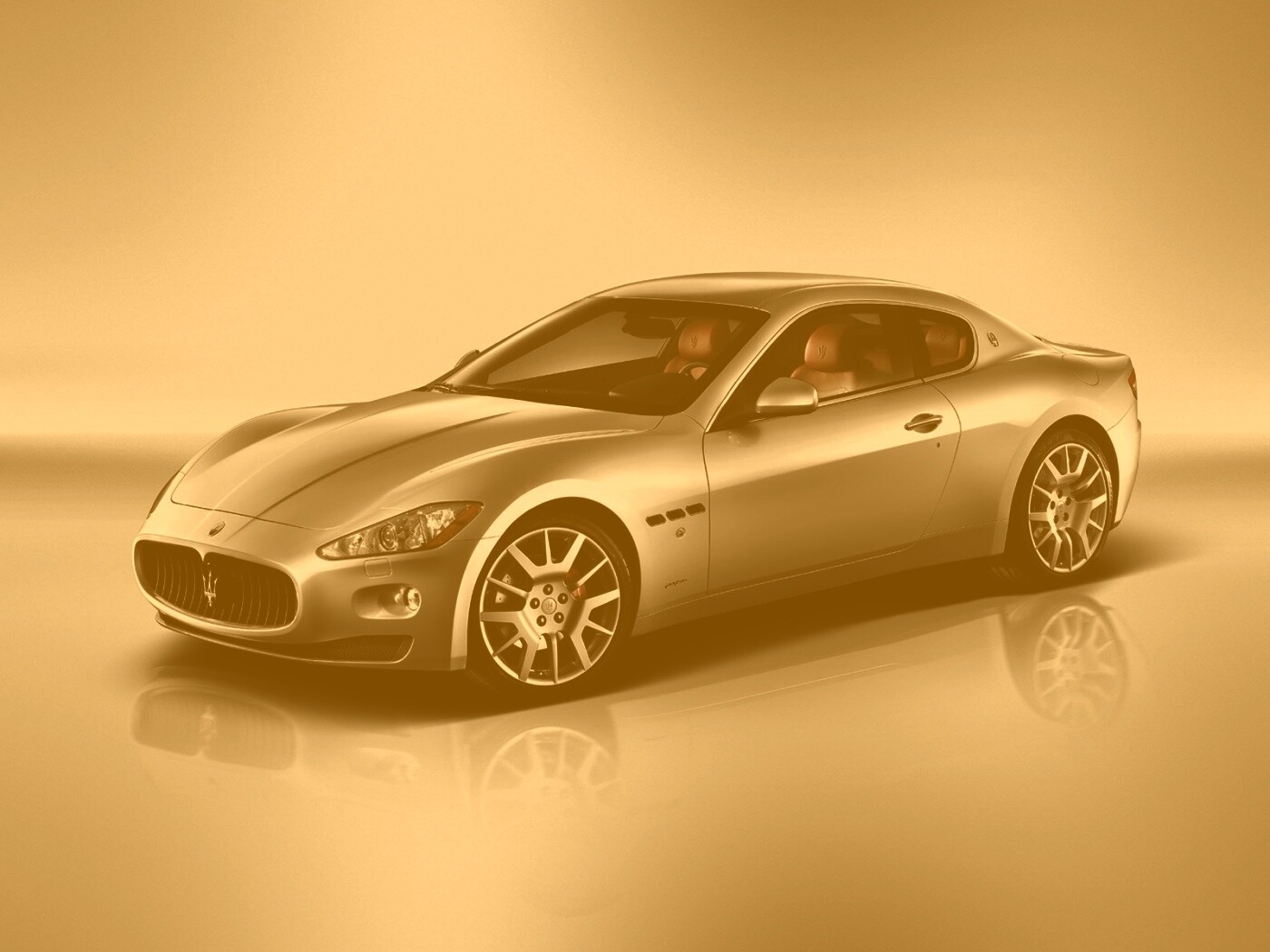 Грандтуризмо на белом фоне обои