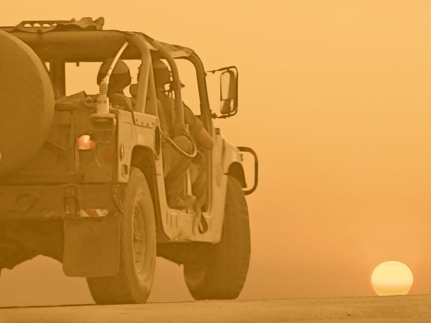 Военный Hammer обои