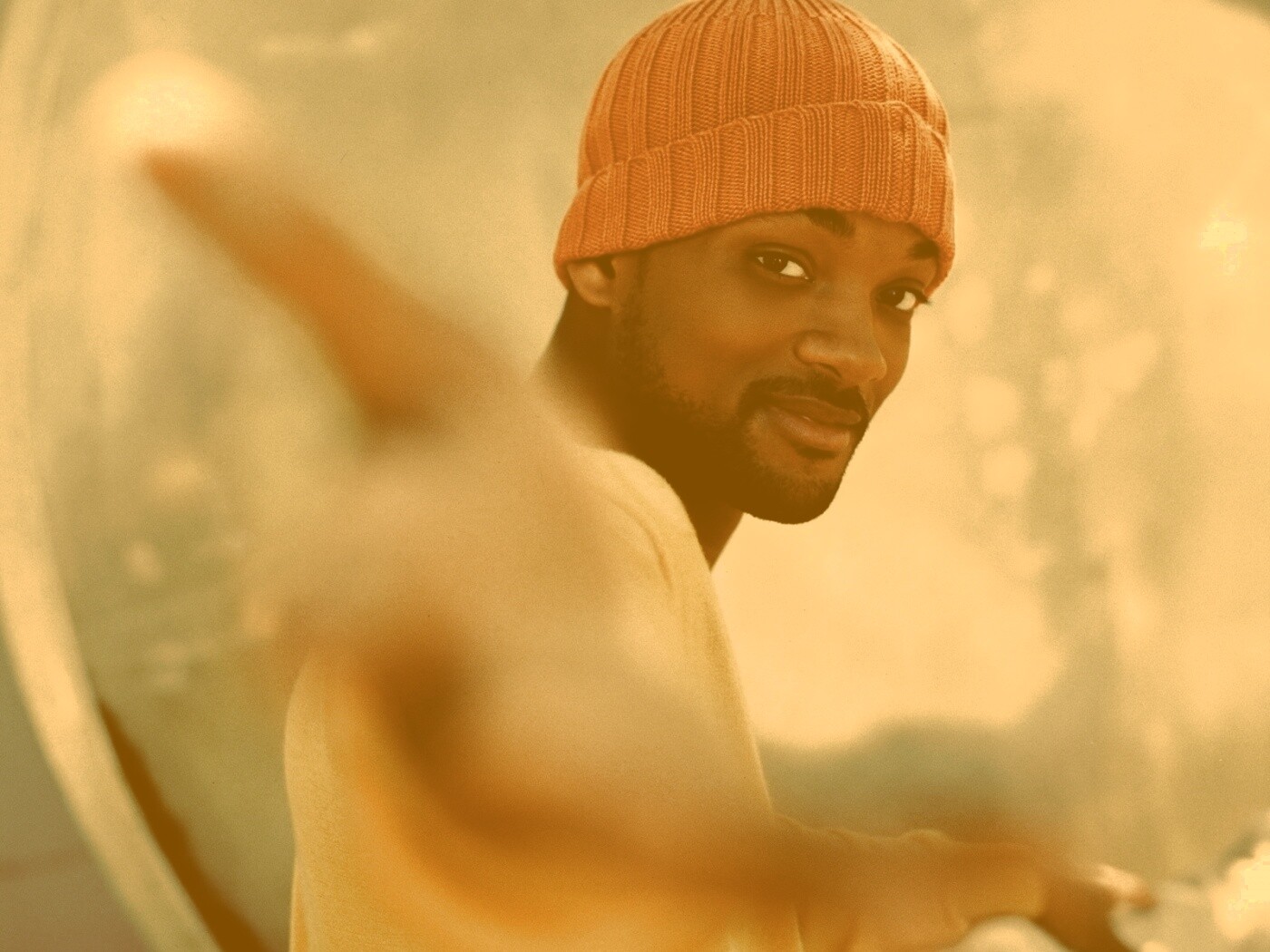 Уилл Смит протягивает тебе руку обои