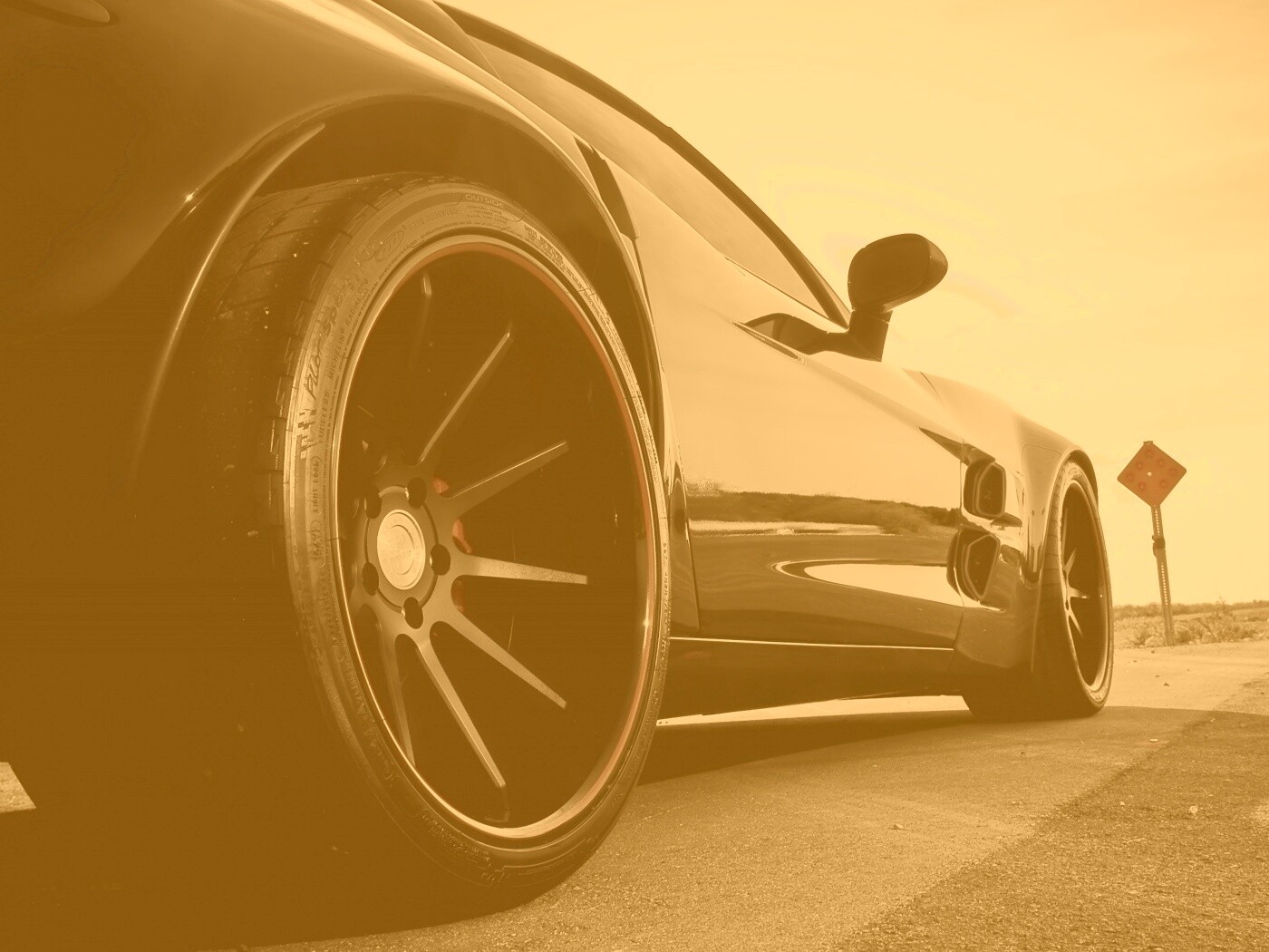 Чёрный концепт обои