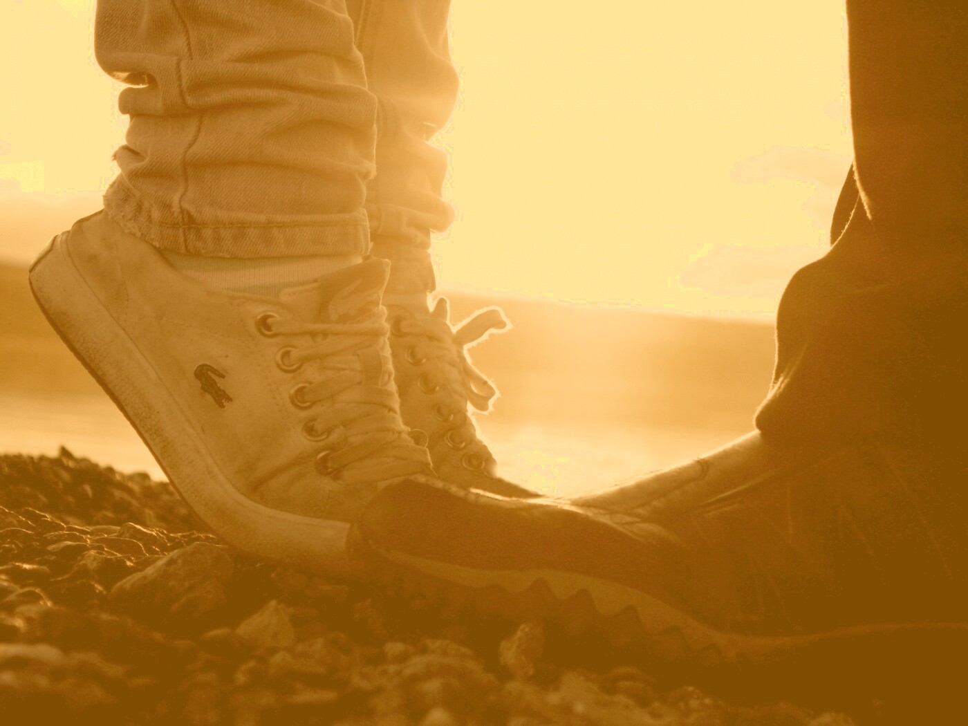 Поцелуй на цыпочках обои