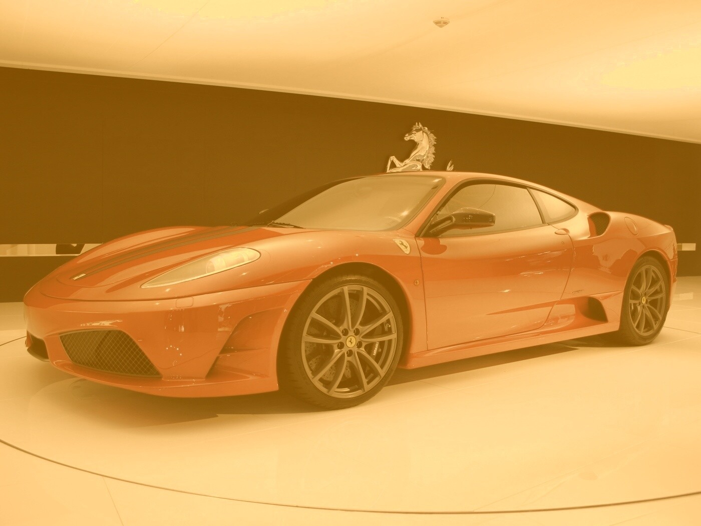 Ferrari F430 Scuderia на выставке обои