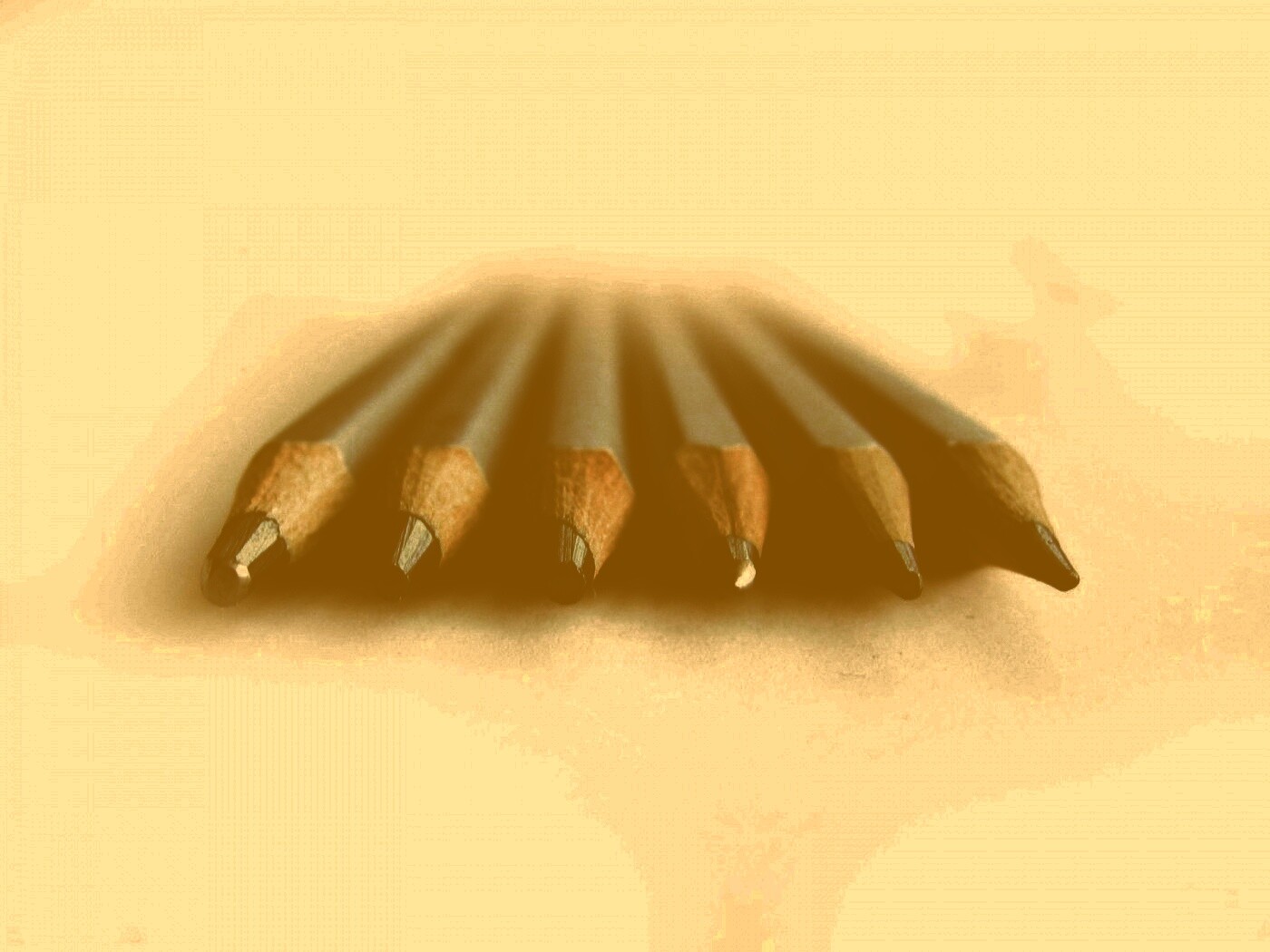 Карандаши обои