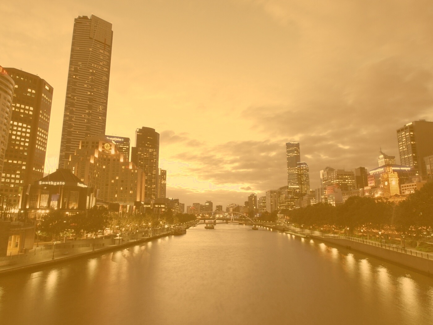 Застывший город обои