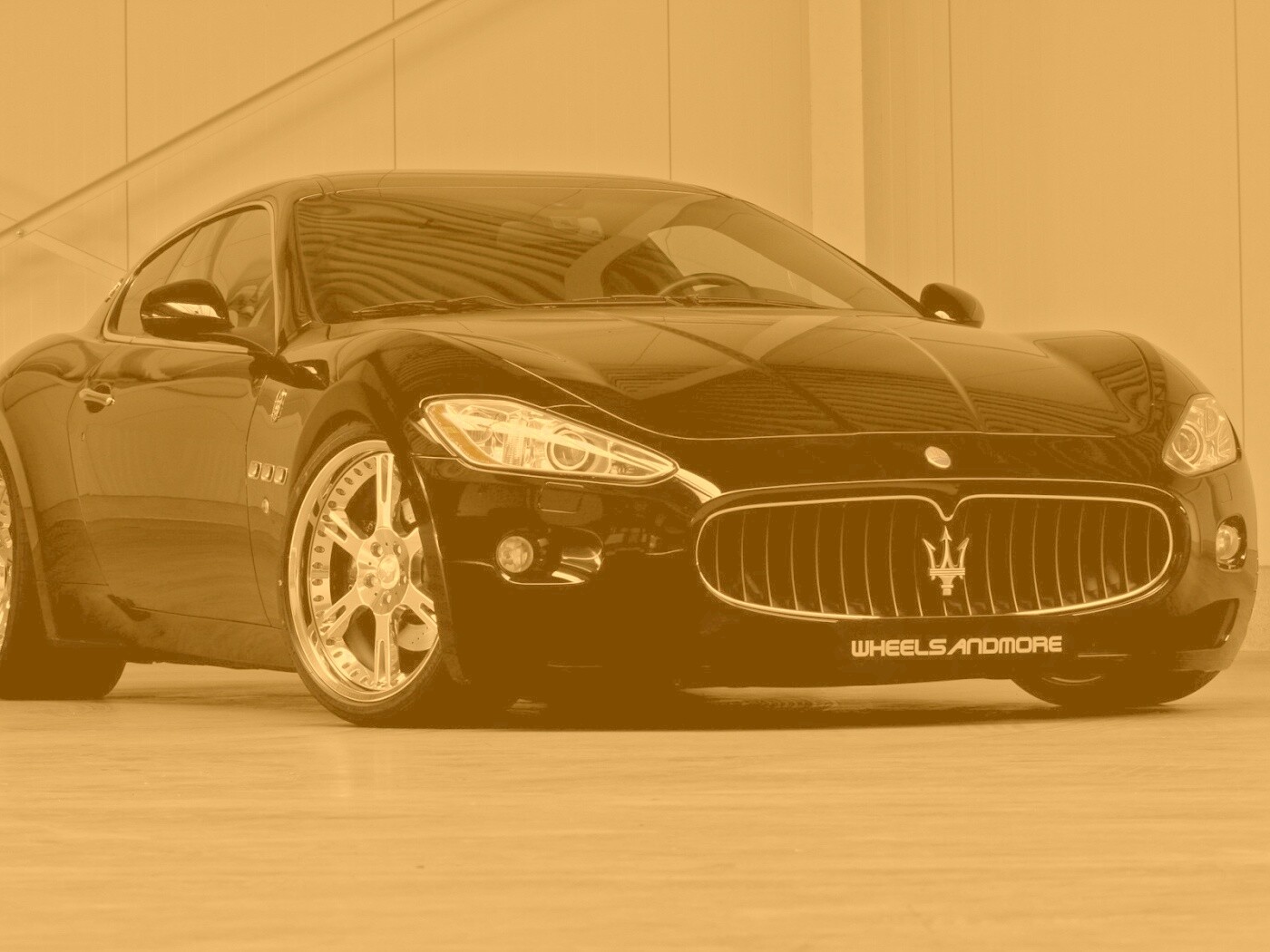 Черная мазерати Gran Turismo обои