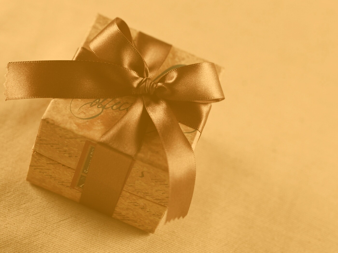 Подарок обои