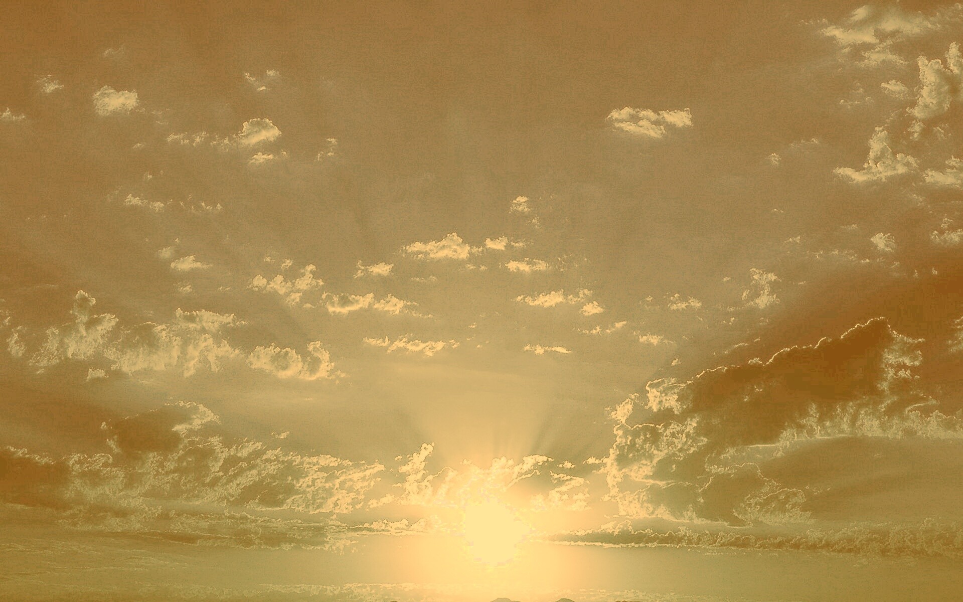 Восход в горах обои