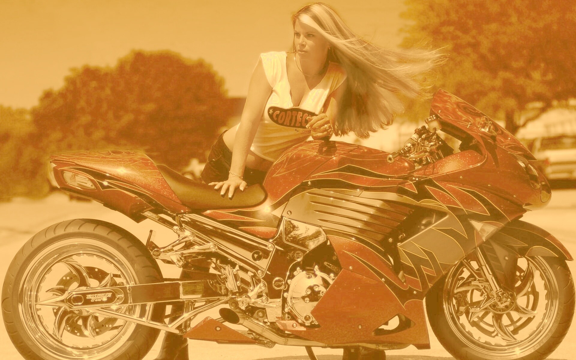 Девушка и байк обои