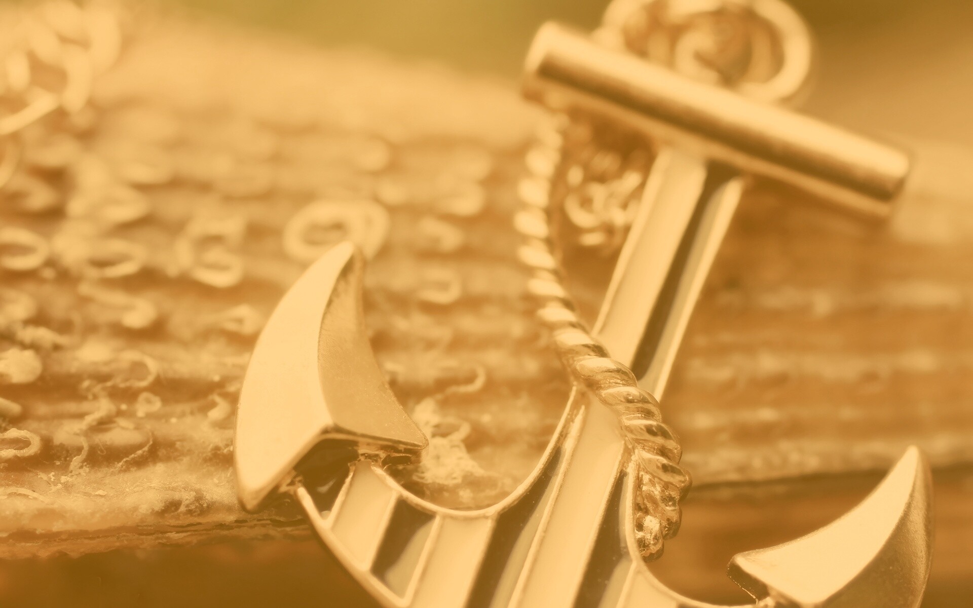 Кулон в виде якоря обои