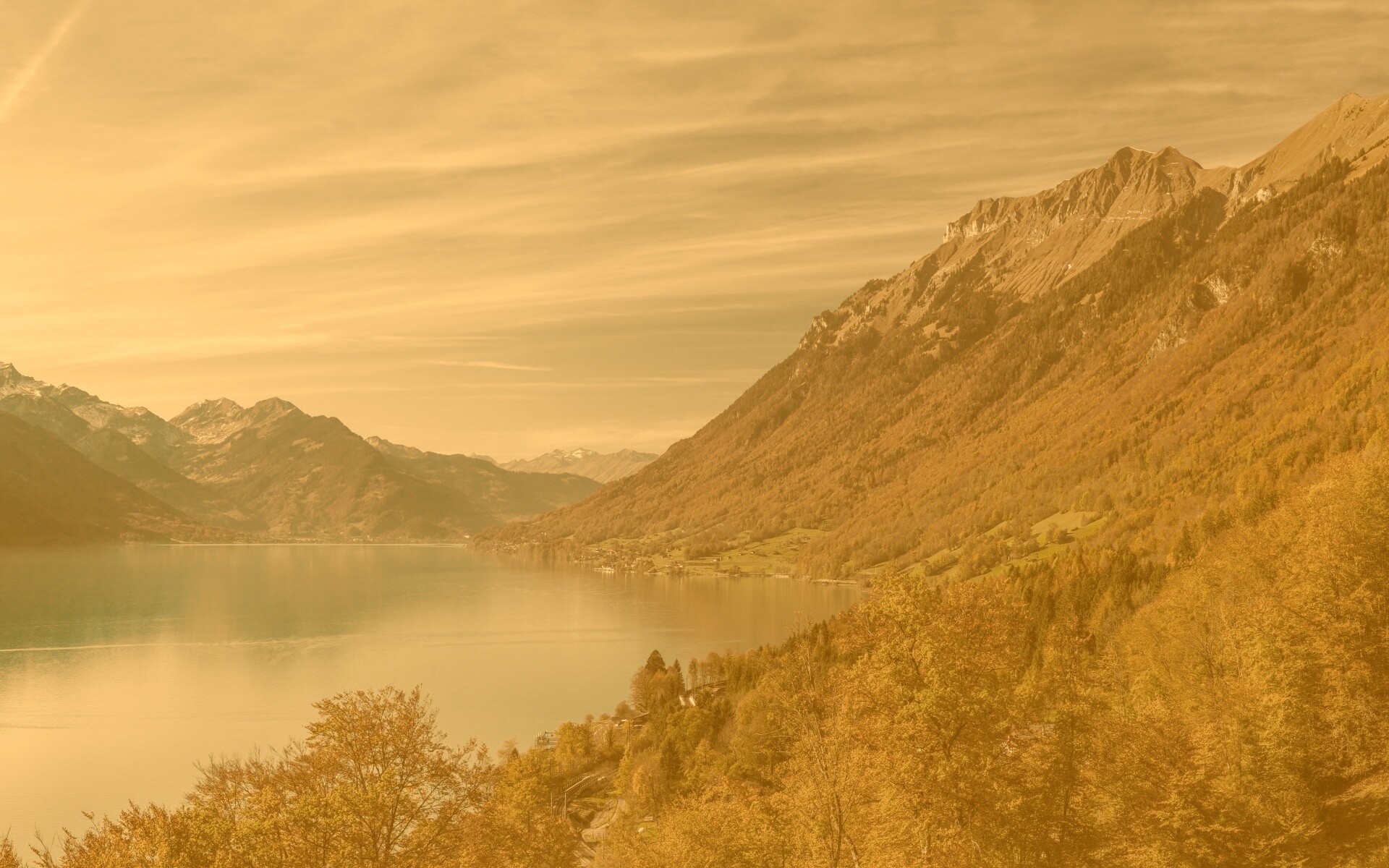 Горное озеро обои