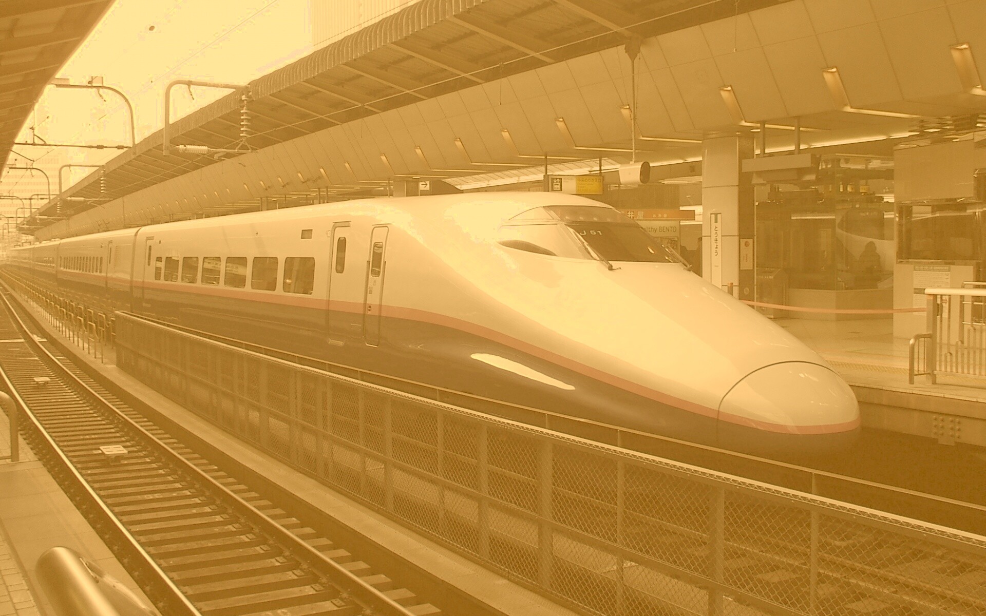 Модель скоростного поезда обои