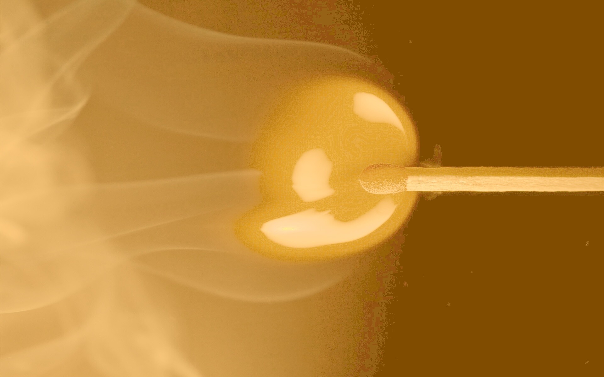 Горящая спичка обои