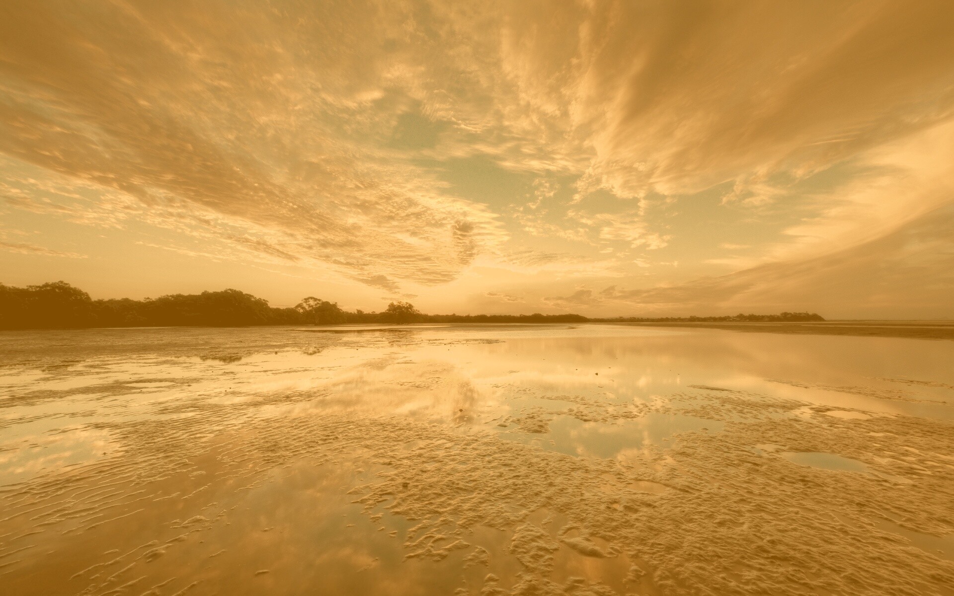 Дивный закат на озере обои