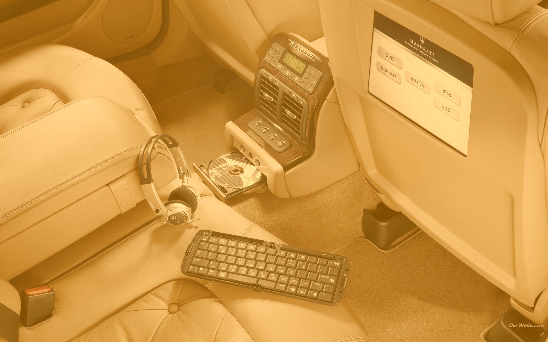 Салон Quattroporte обои