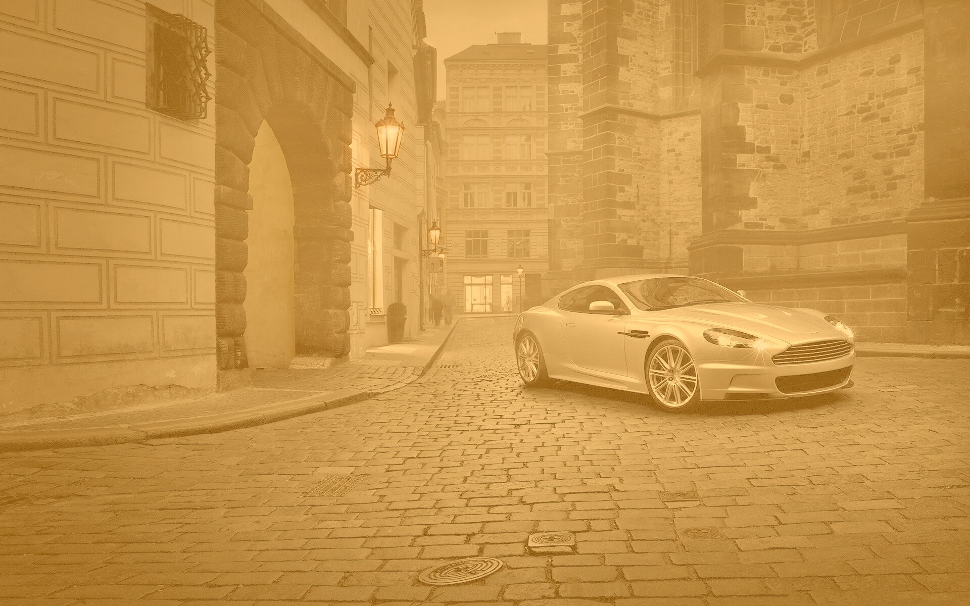 Серебристый Aston Martin обои