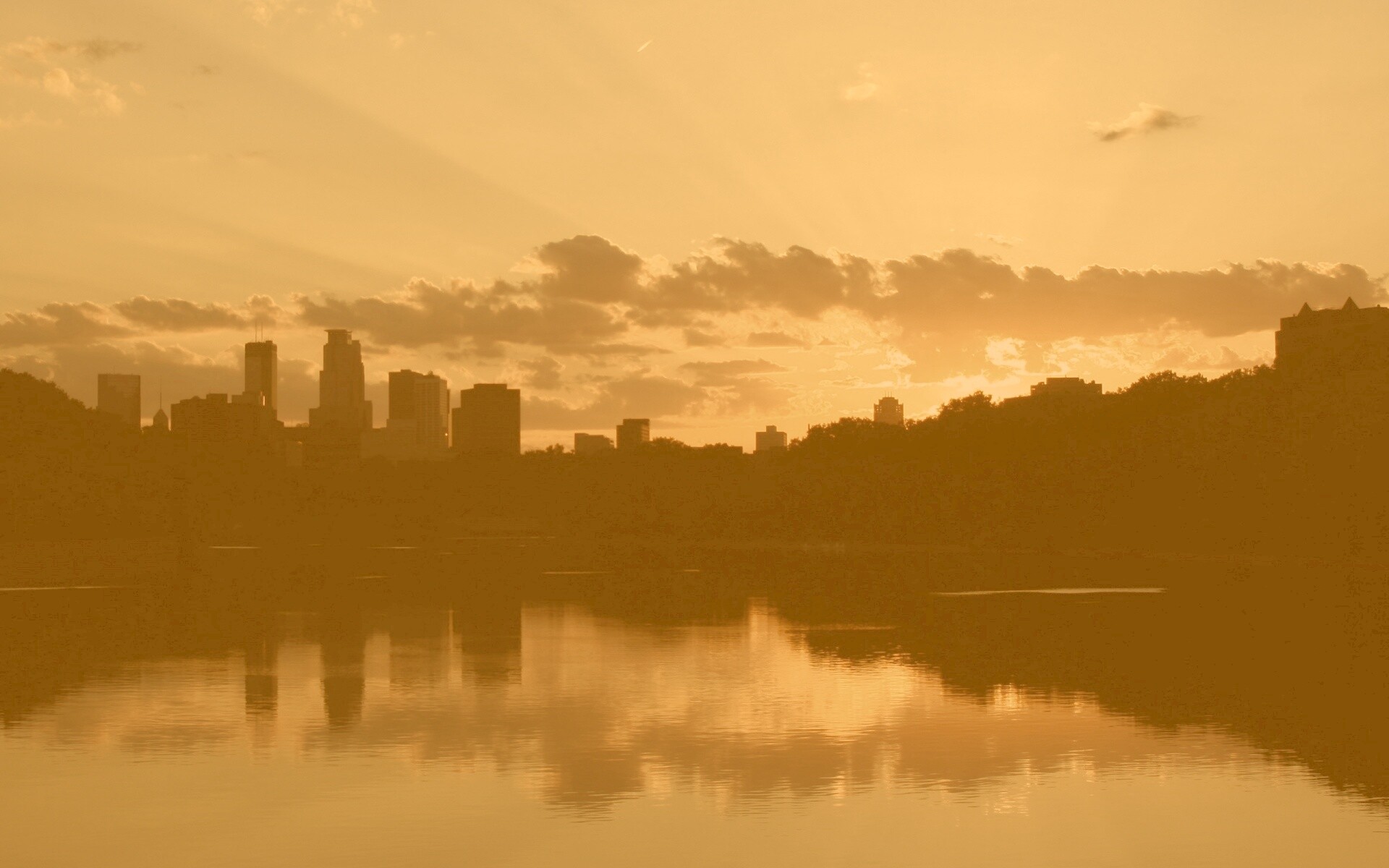 Закат над городом обои