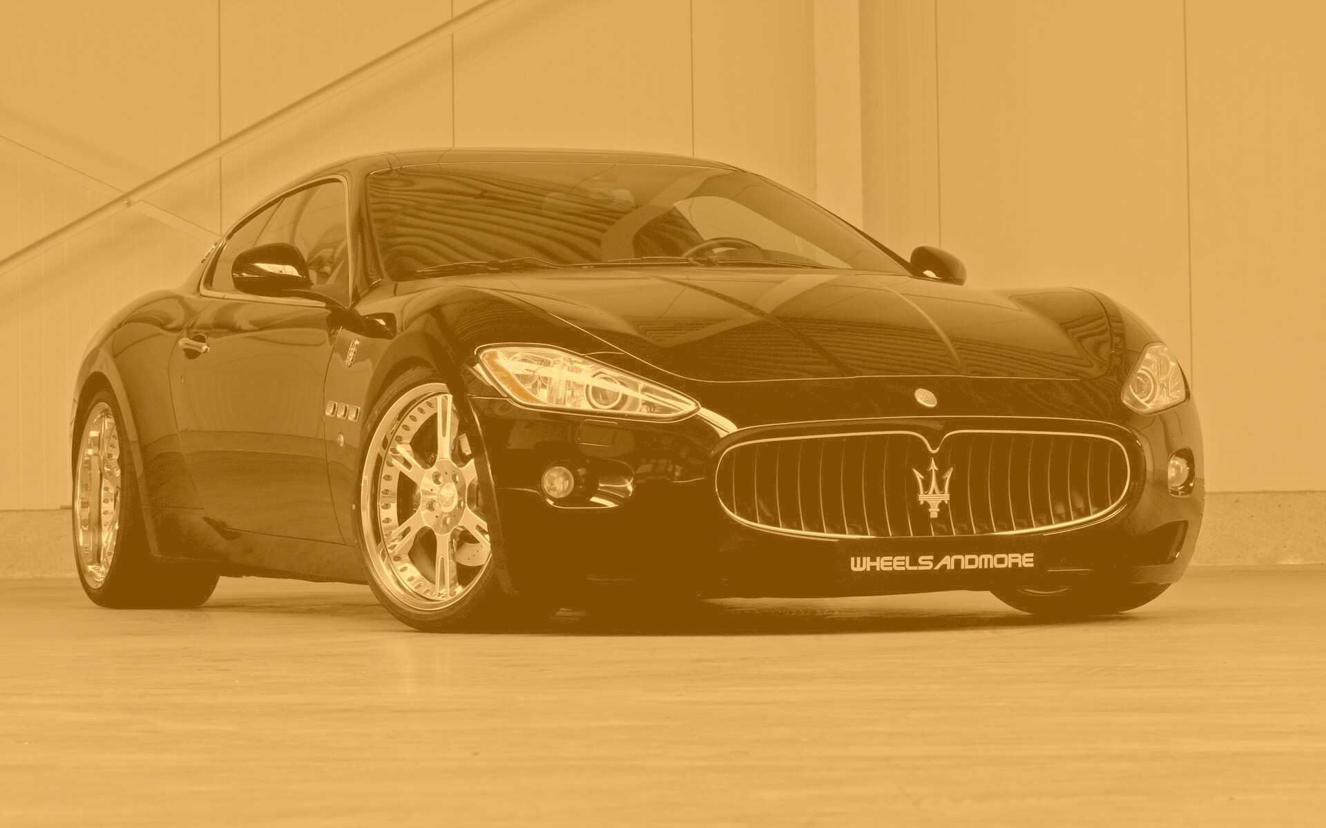 Черная мазерати Gran Turismo обои