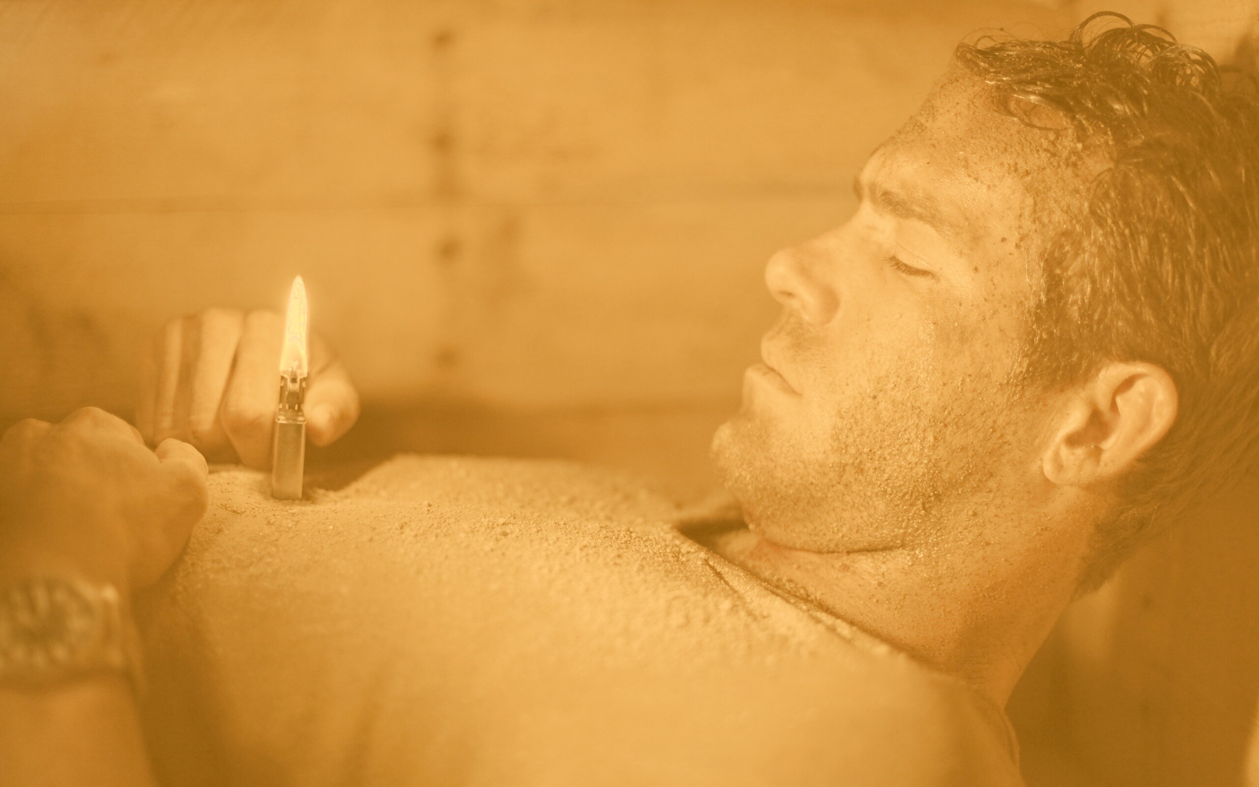 Кадр из фильма Погребенный заживо  обои