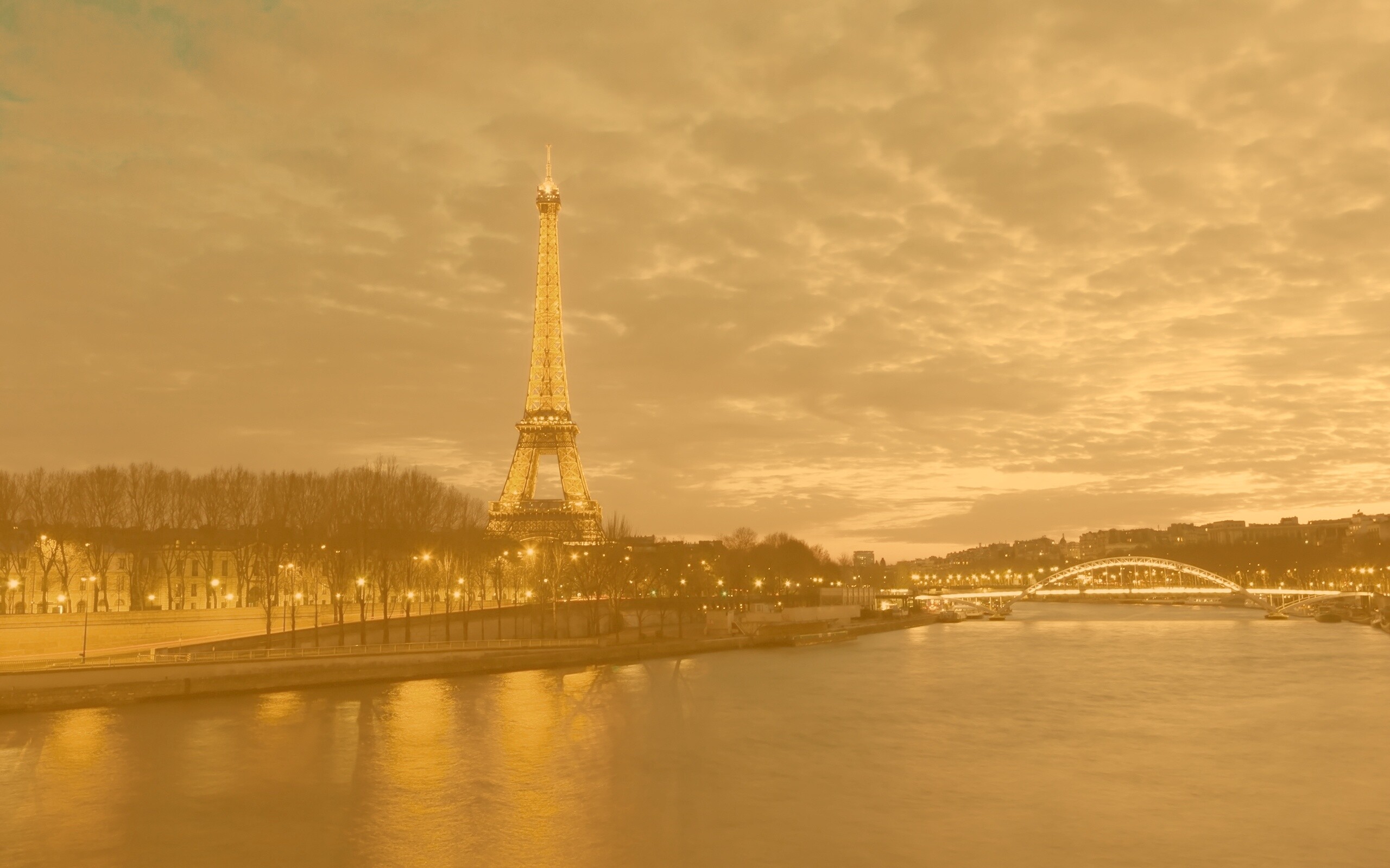 Эйфелева башня в Париже обои