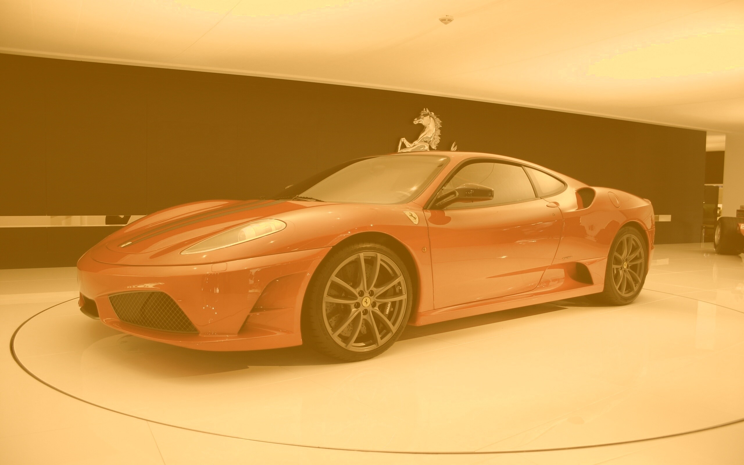 Ferrari F430 Scuderia на выставке обои