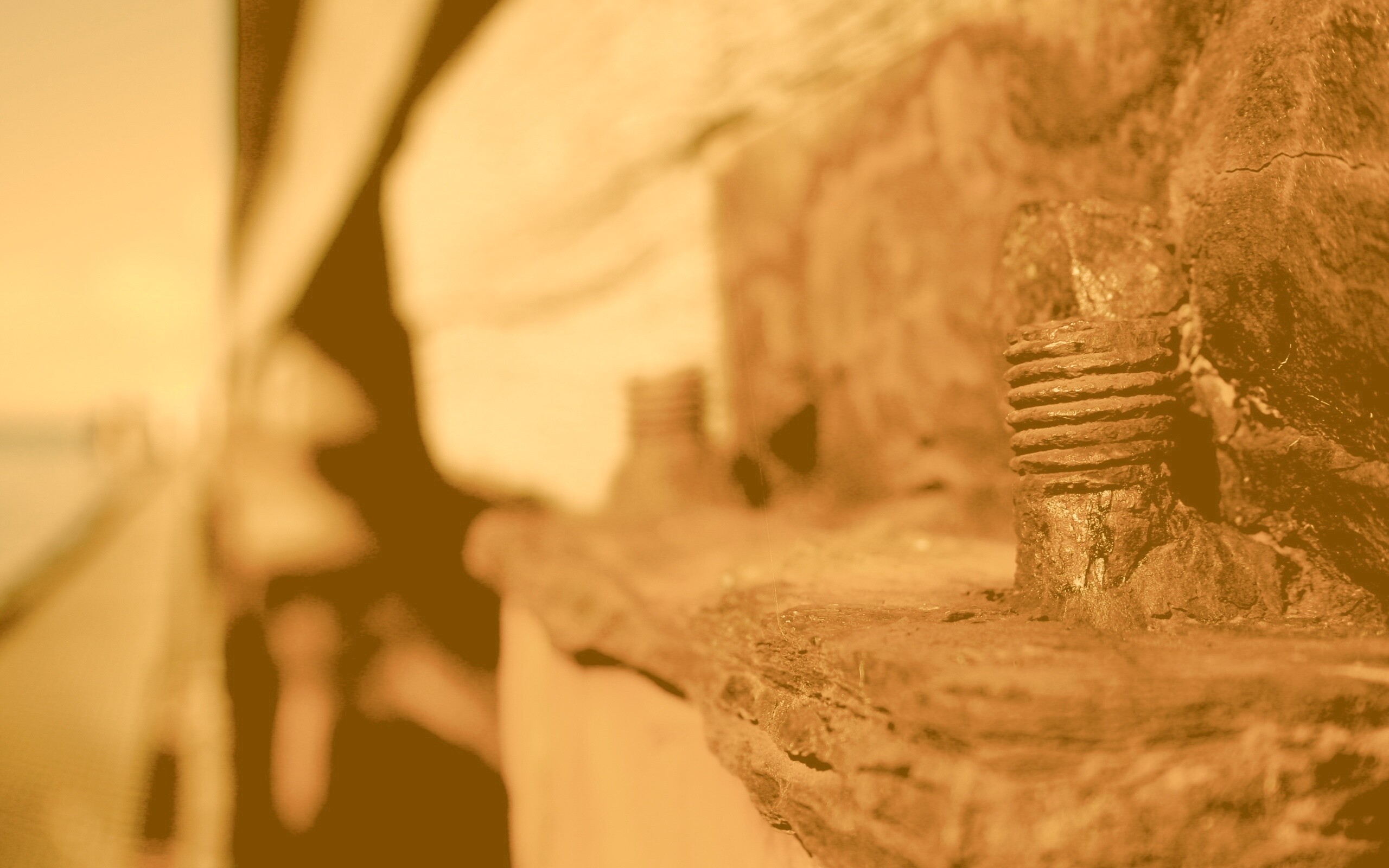 Проржавевшие болты обои