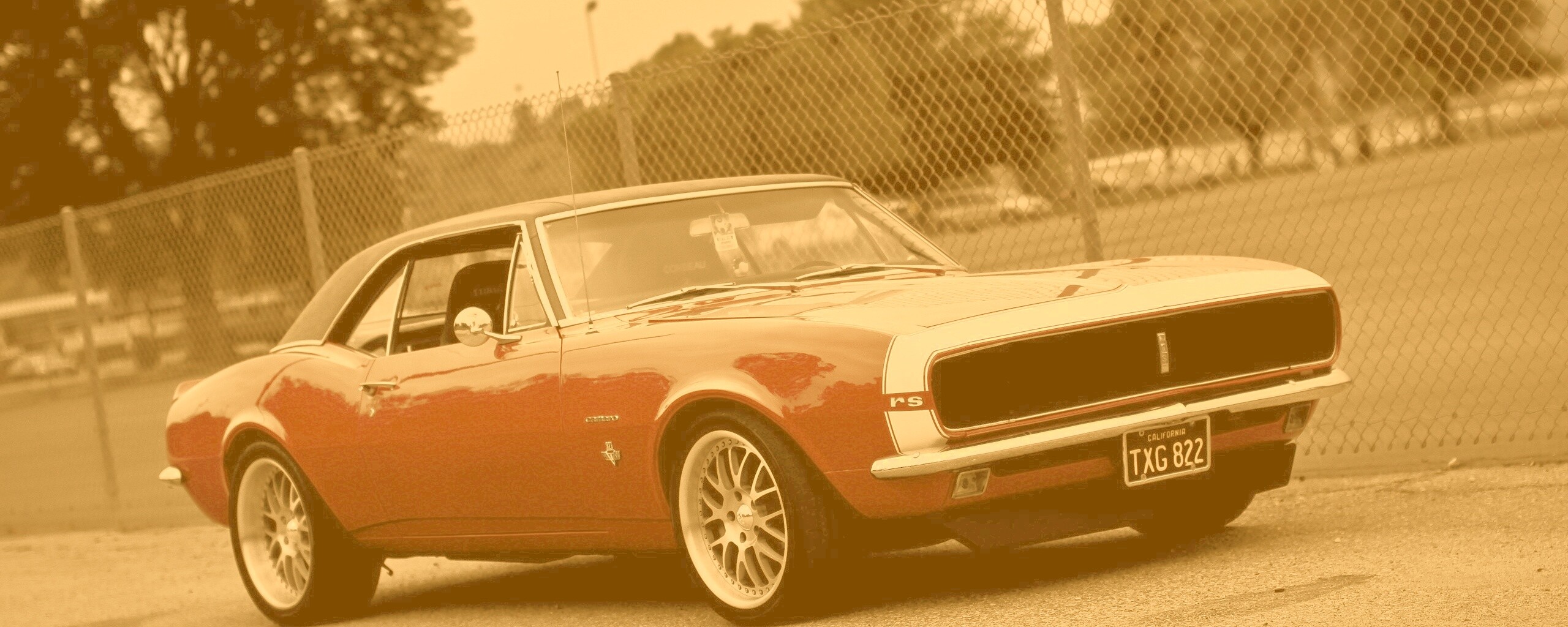 Красный монстор обои