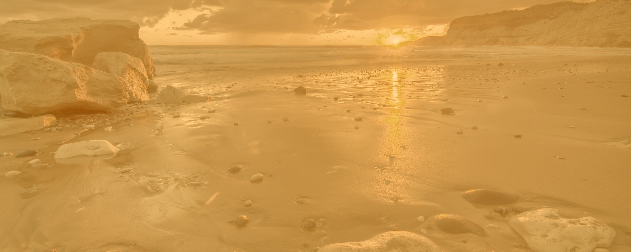 Закат солнца на пляже обои