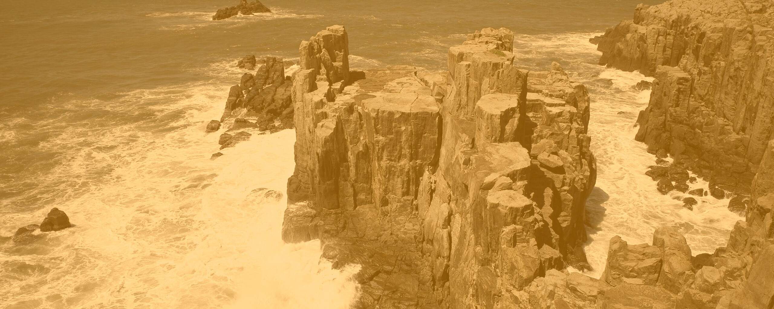 Плоские скалы обои