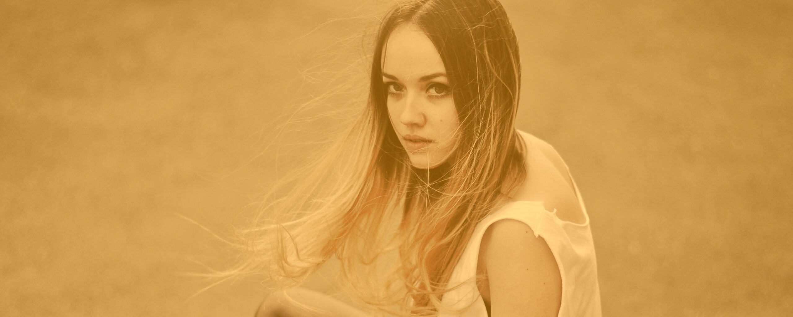 Девушка в образе модели обои