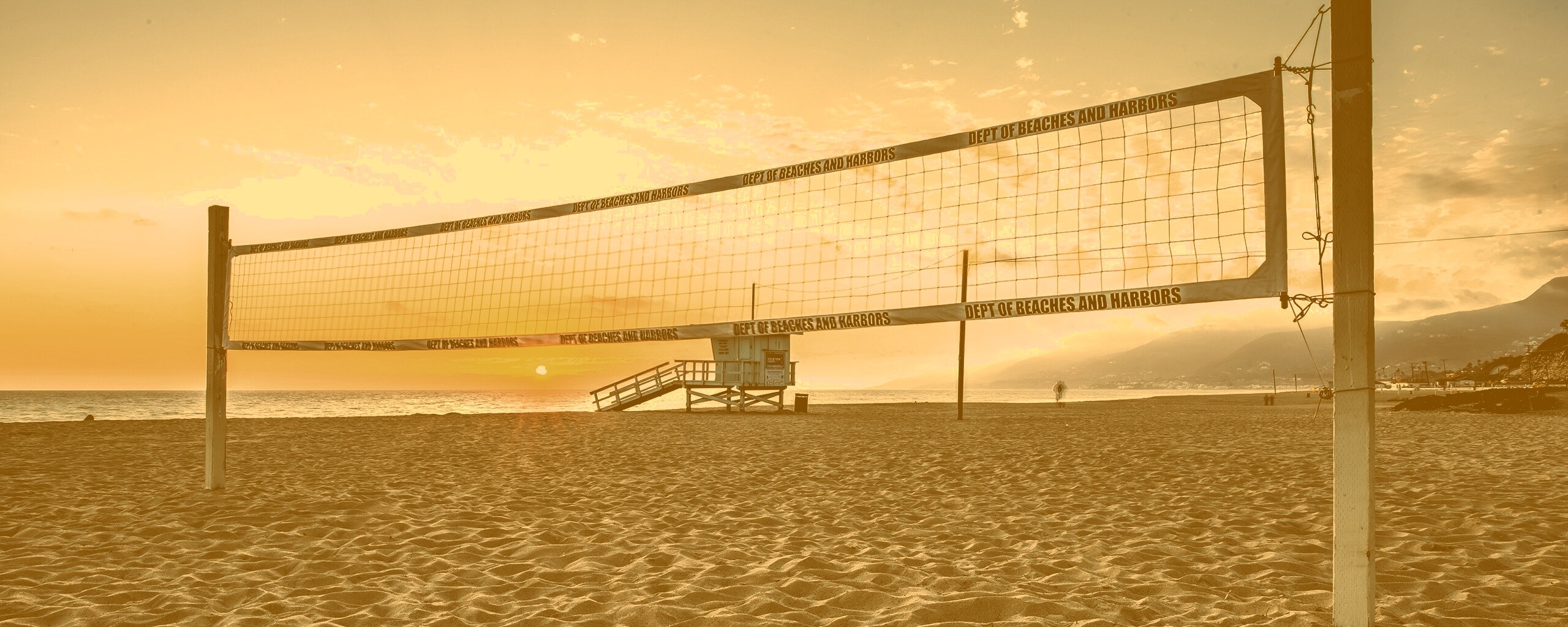Сетка для волейбола на пляже обои
