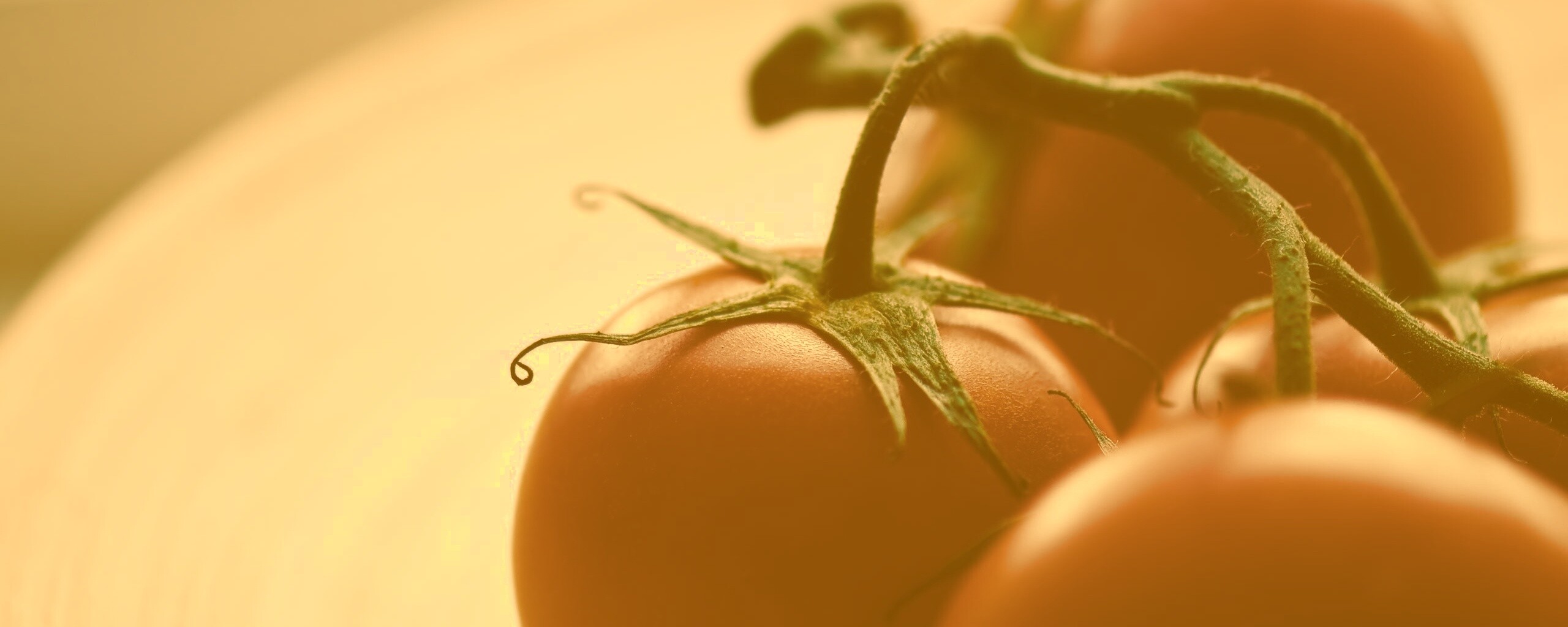 Аппетитные помидоры обои