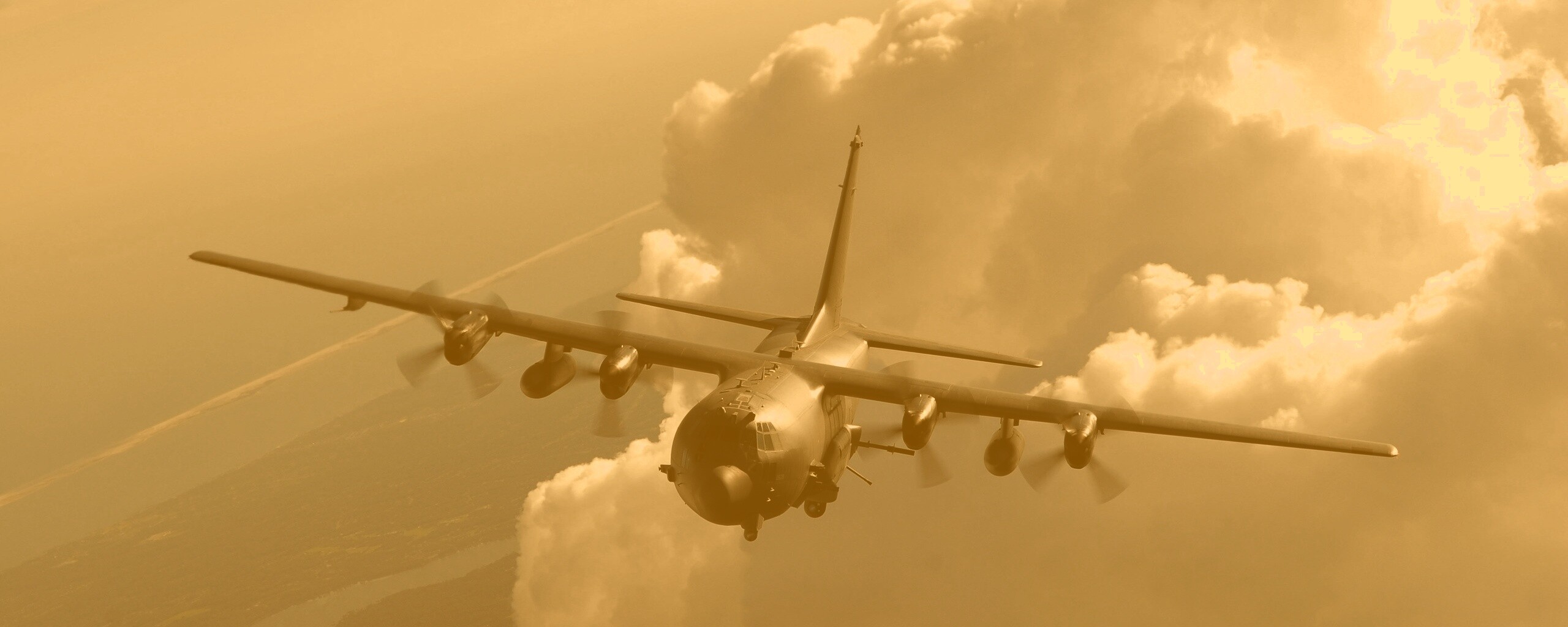 Самолет АС-130 обои