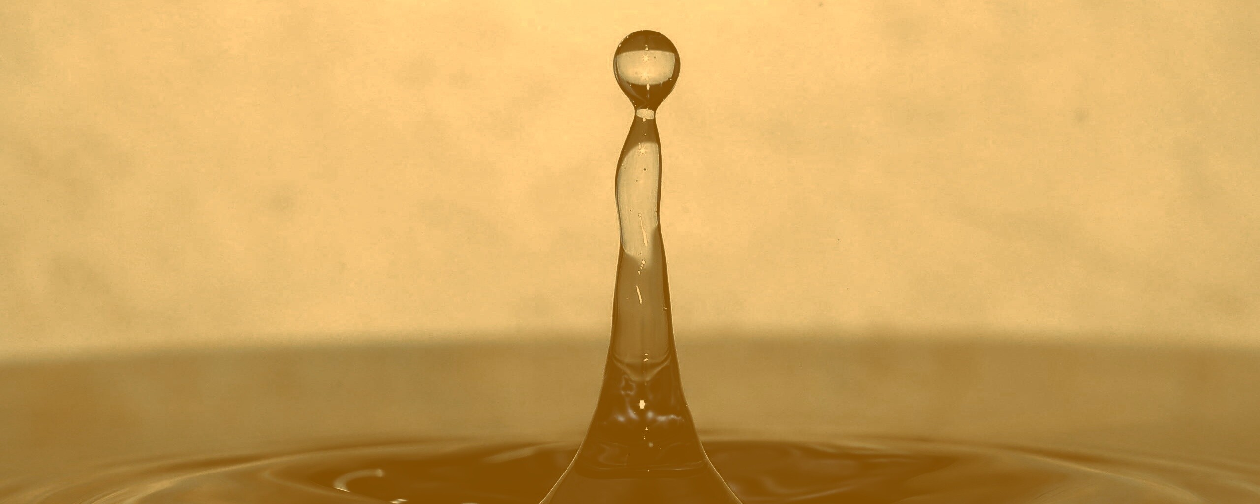 Падение капли обои