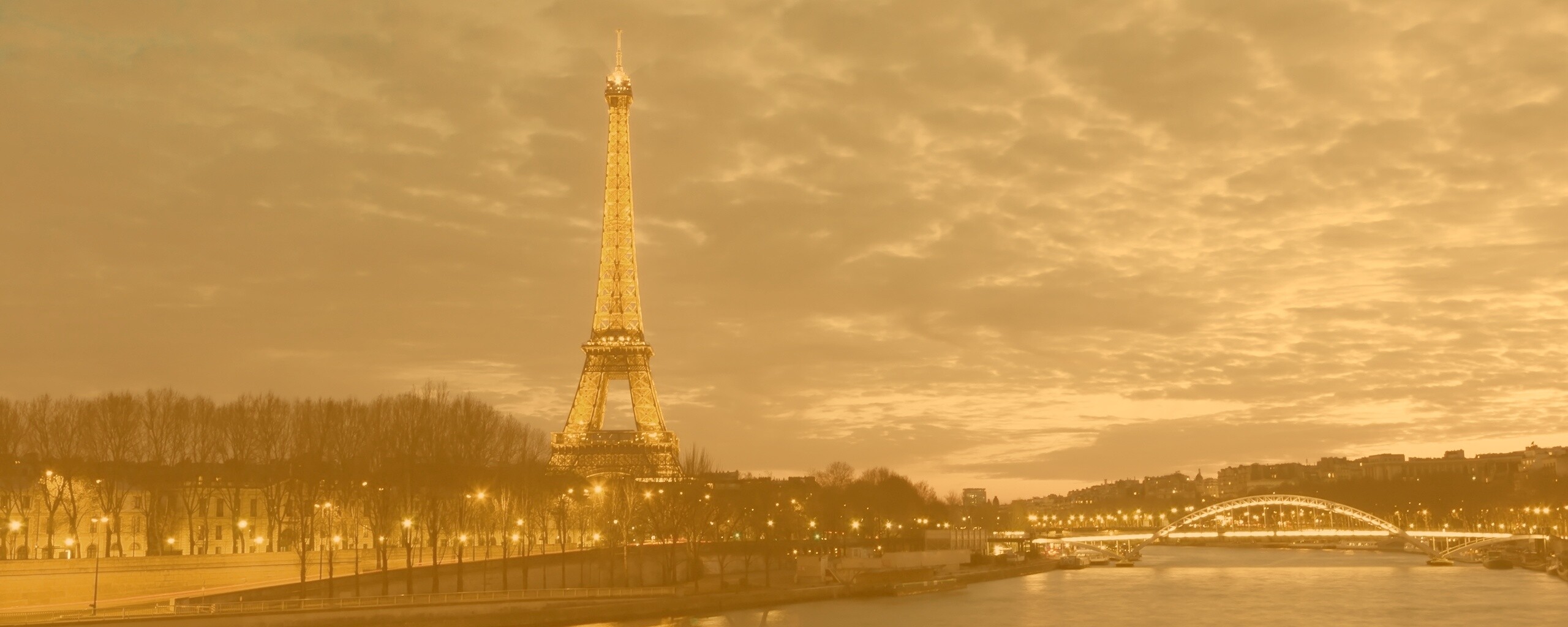 Эйфелева башня в Париже обои