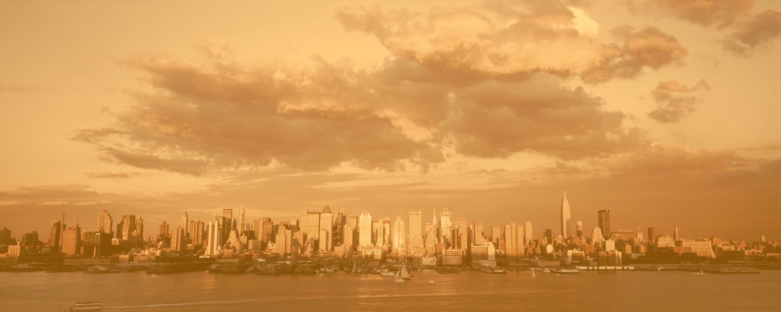 Панорама города на закате обои