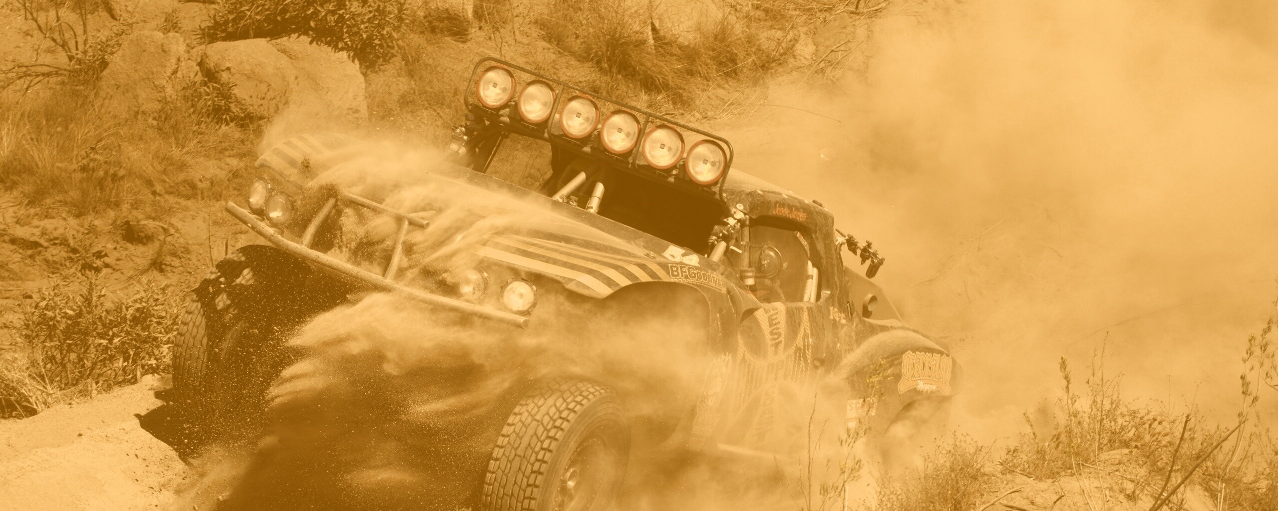 Раллийный внедорожник обои