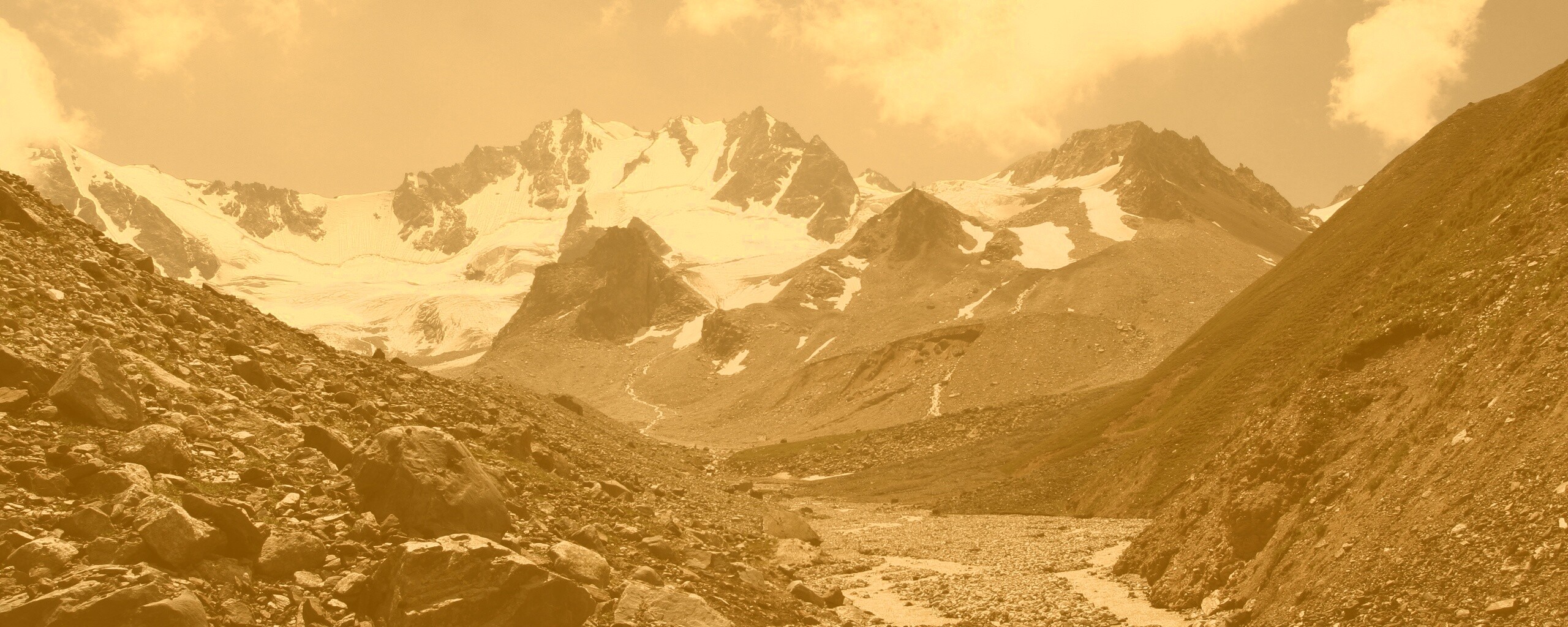 Горный пейзаж обои