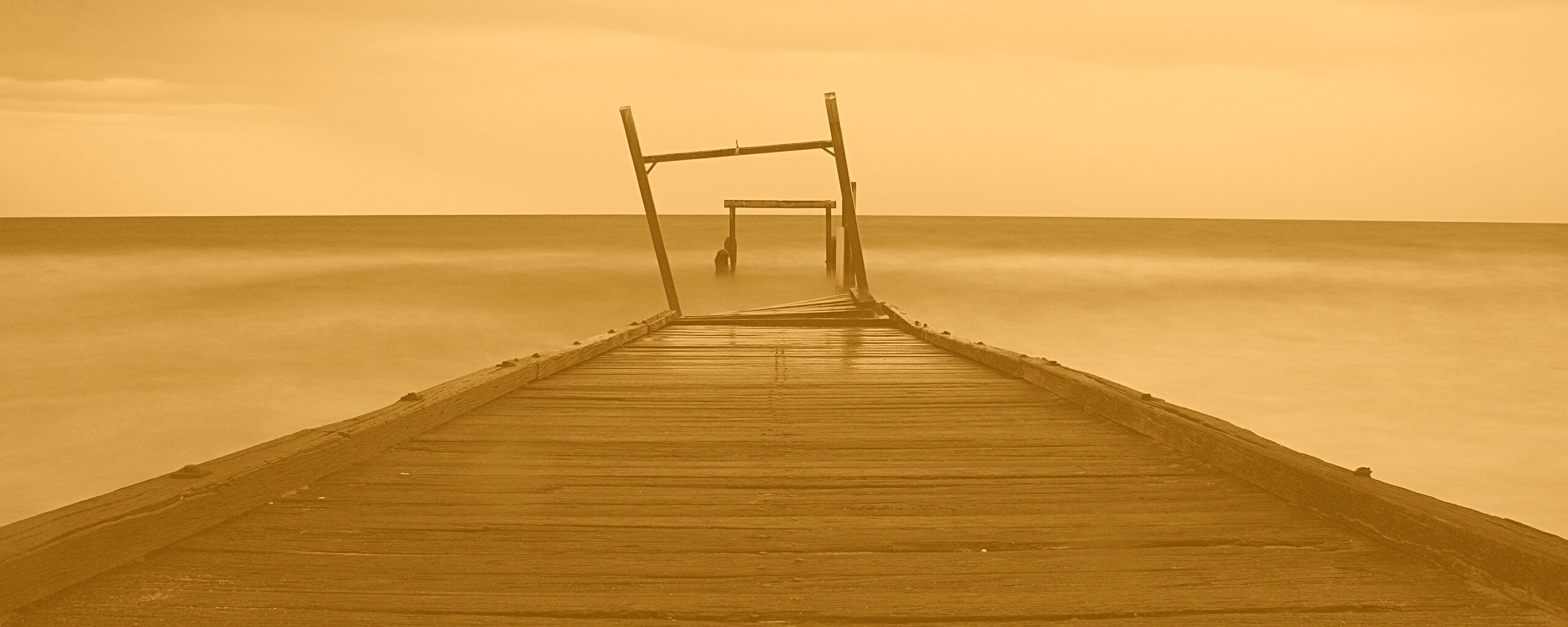 Мостки до горизонта обои